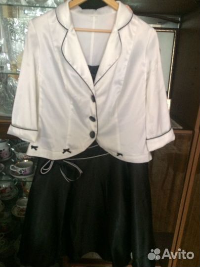 Костюм юбка и жакет