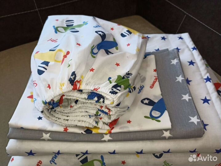 Комплект в детскую кроватку