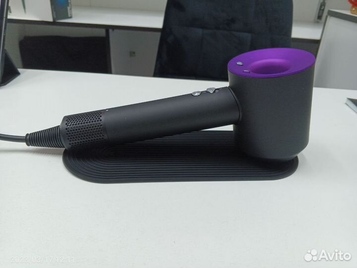 Фен Dyson supersonic HD03