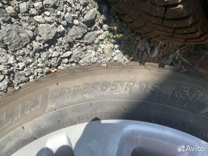 R15 Michelin X-Ice North 4 185/65, PCD 4x100 DIA 54.1