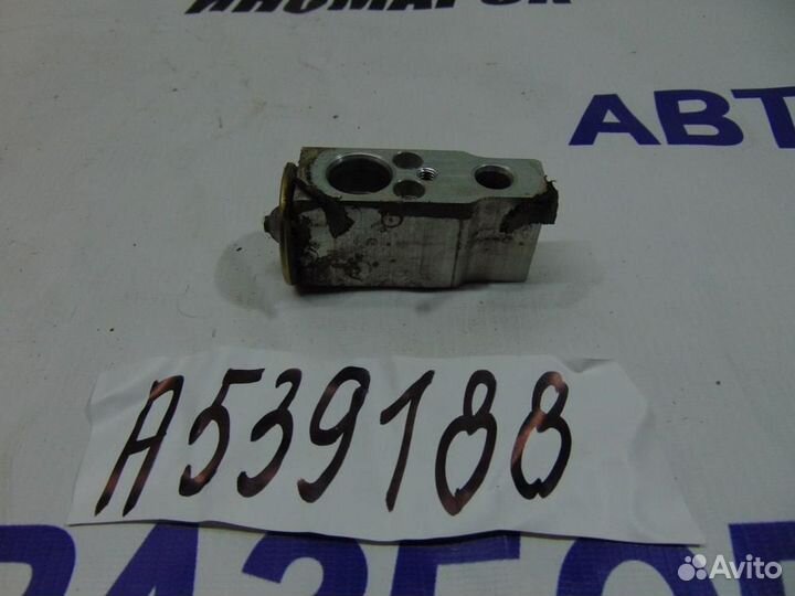 Клапан кондиционера для Toyota Vitz 1 1999-2005г