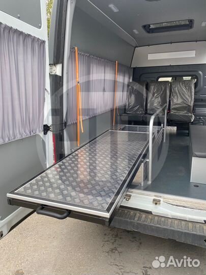 Выдвижной подиум для гроба в ритуальный автомобиль