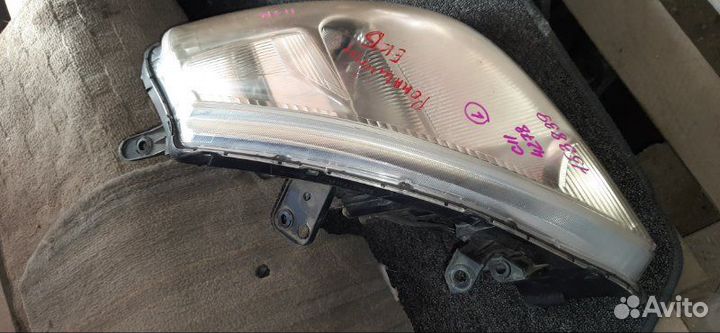 Фара передняя левая Nissan Tiida C11