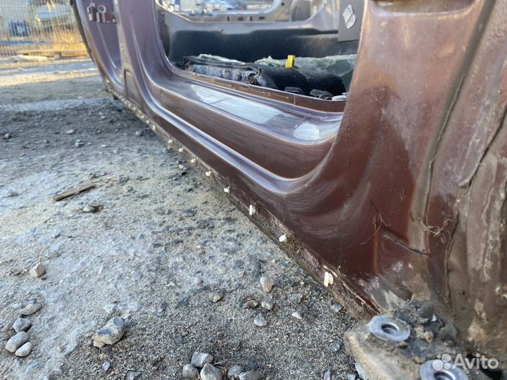 Порог со стойкой правый Volkswagen Tiguan 2017