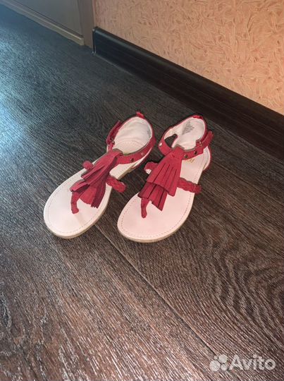 Сандалии