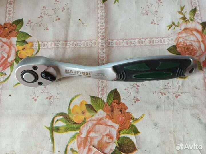 Ключ трещетка