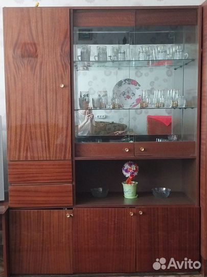 Шкаф стенка