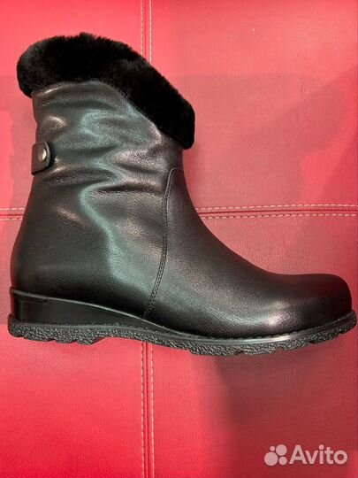 Полусапоги Janita 37,38 мех new