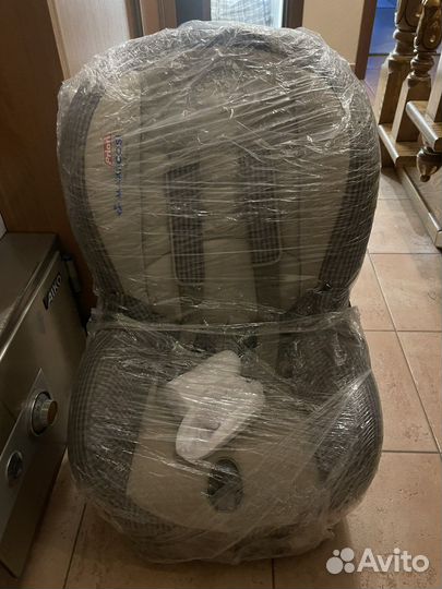 Детское авто кресло Maxi-Cosi 9-18кг