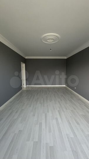 2-к. квартира, 82 м², 3/5 эт.