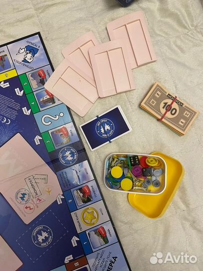 Monopoly всемирное издание б/у