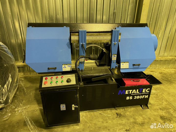 Ленточнопильный станок MetalTec BS 300 CH
