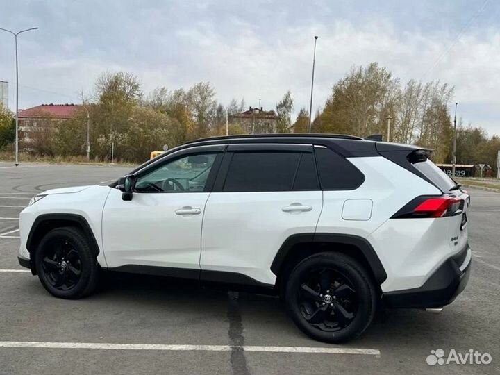 Toyota RAV4 2.0 CVT, 2021, 76 000 км