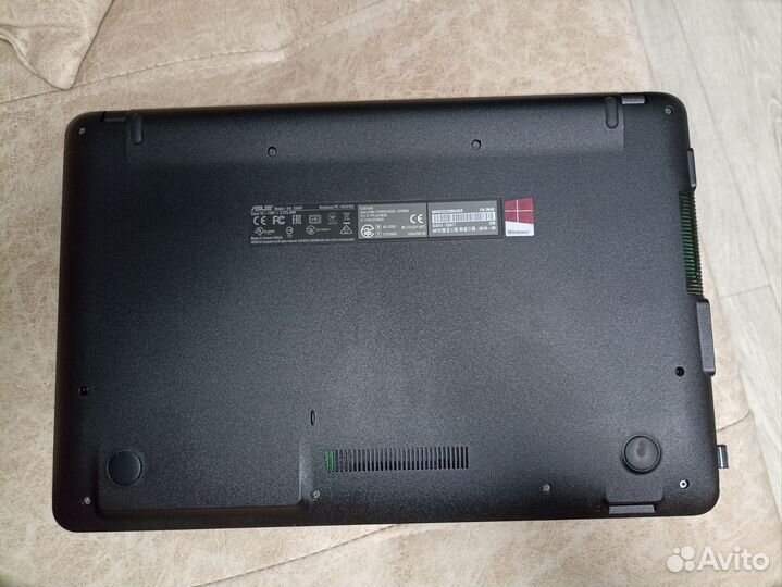 Ноутбук asus