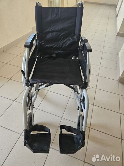 Инвалидная коляска новая