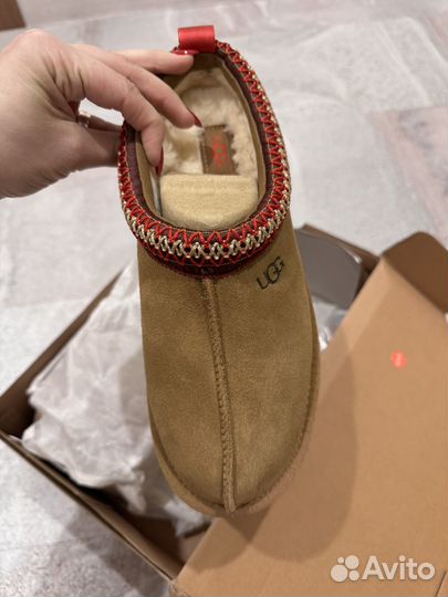 Оригнальные UGG us 7 бежевые, новые