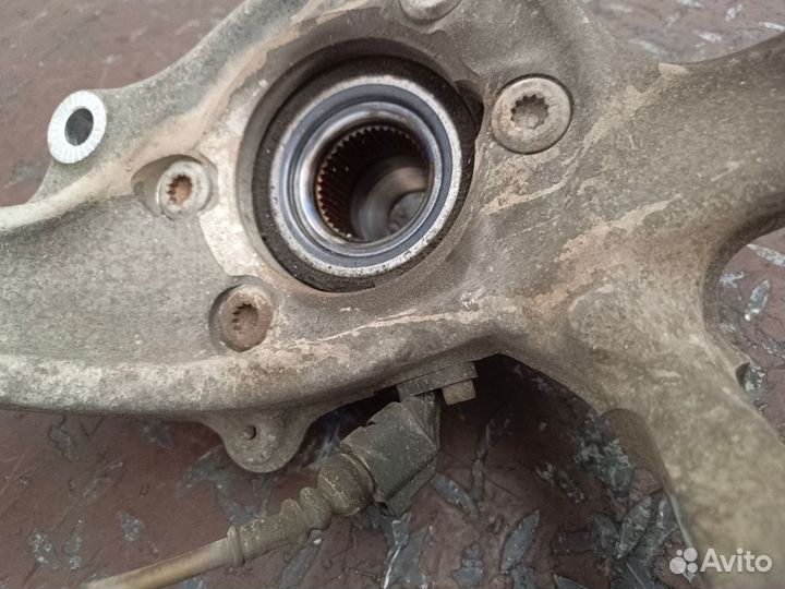 Кулак поворотный передний правый Audi A4 B8 caba