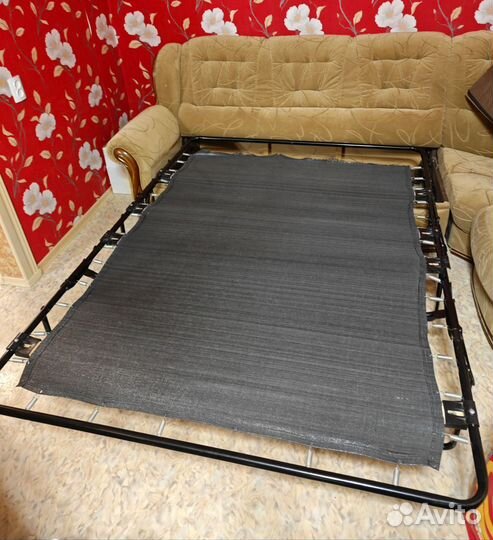 Угловой диван