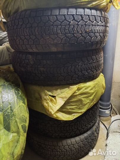 GrandTour Fighter 320 Eco 215/65 R16