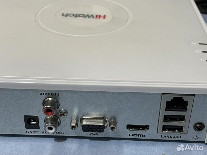 Цифровой регистратор HiWatch DS-N104 + HDD 1Tb