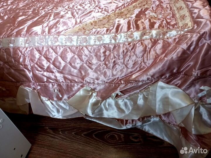 Покрывало на кровать