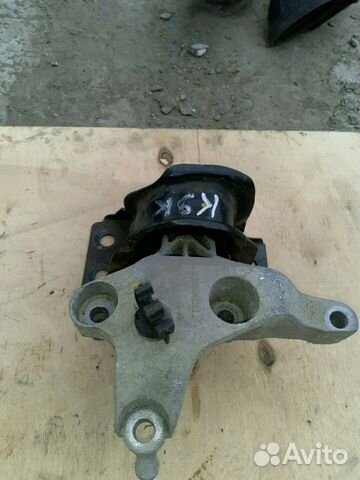 Опора двс правая Renault Duster 1.5 dci K9K