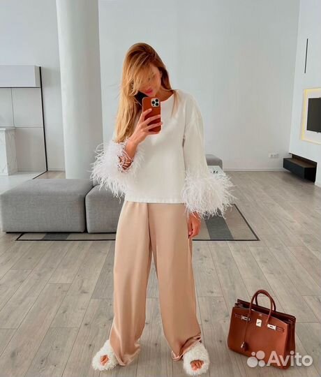 Лонгслив с перьями veravenera