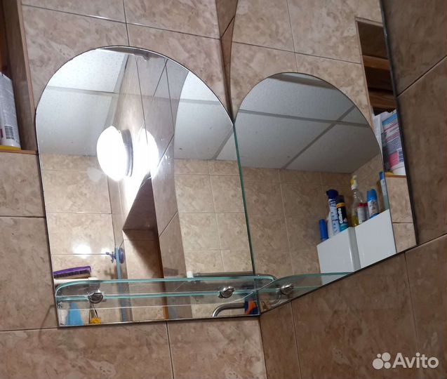 Зеркала, ванна, аксессуары