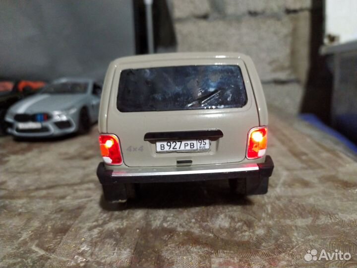 Модель автомобиля 1.24