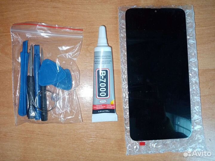 Дисплей на Samsung A10