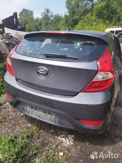 В разбор hyundai solaris 2012 год (хечбек)