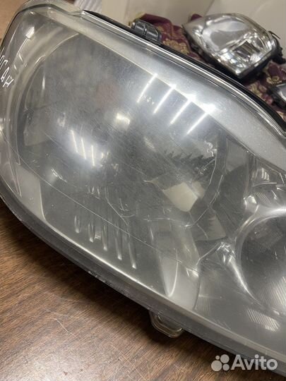 Фара правая Renault Logan 1 рестайлинг 10-15г