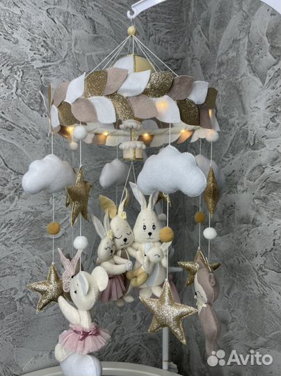 Мобиль из фетра