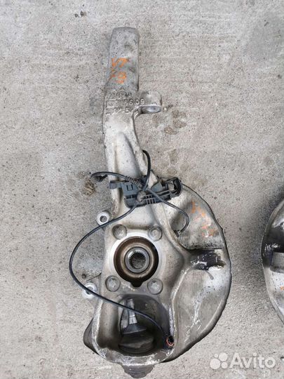 Кулак поворотный, ступица 166 GL GLE GLS Мерседес