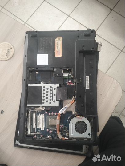 Ноутбук lenovo g560e, разбор на запчасти