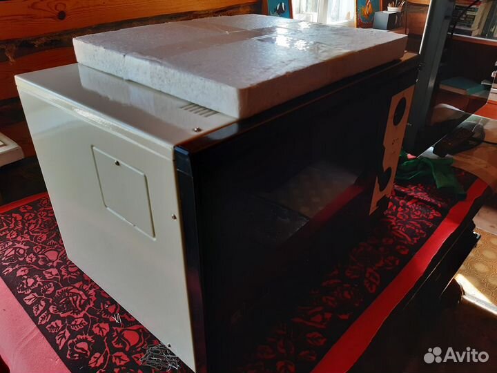 Микроволновая печь ретро