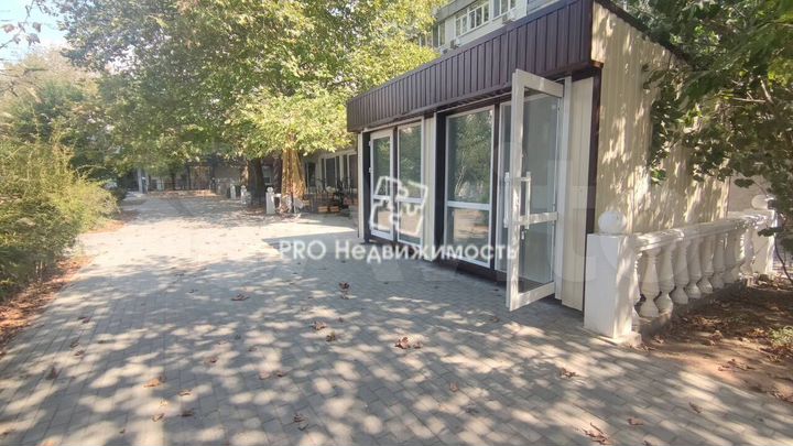 Сдам торговое помещение, 15 м²