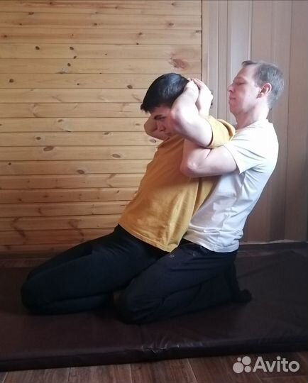 Массаж и Юмейхо (правка позвоночника и таза)