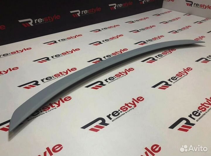 Спойлер на крышку багажника Lexus GS450