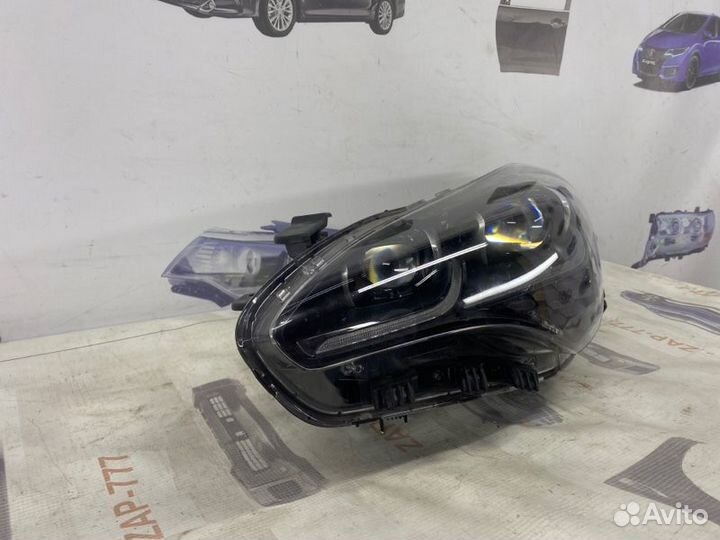 Фара передняя левая Kia Stinger