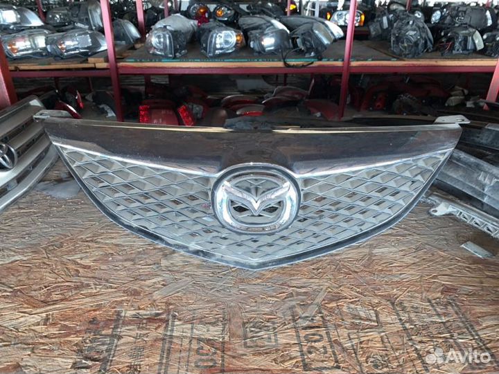 Решетка радиатора Mazda 6