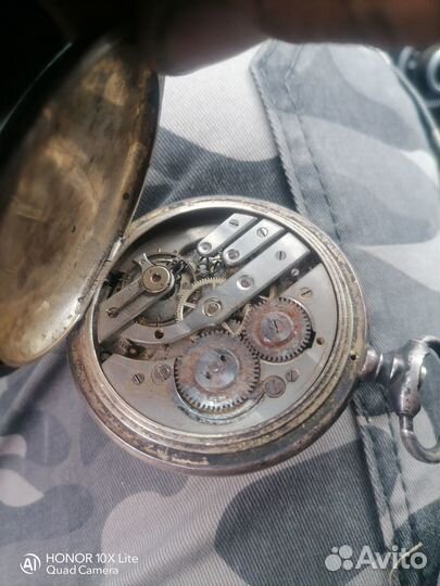 Серебряные часы корманные