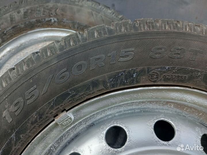 Hankook Winter I'Pike 195/60 R15 88T