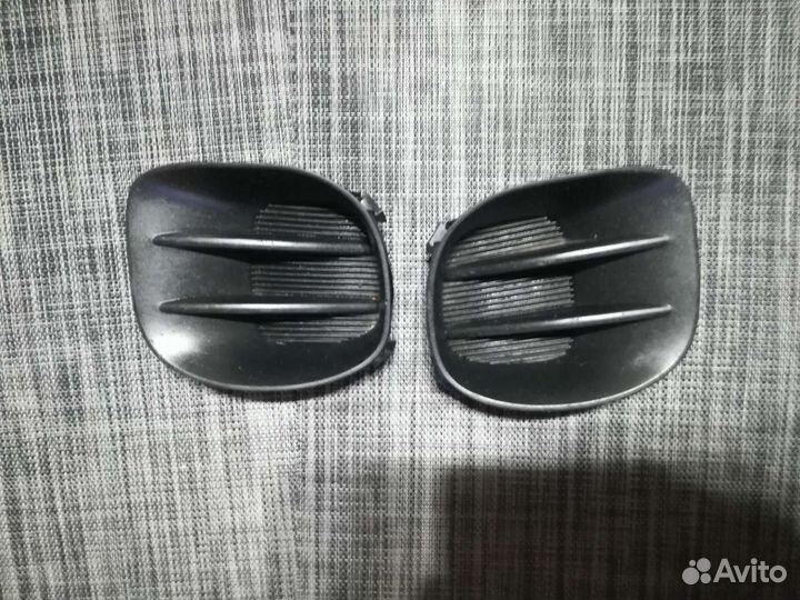 Продам заглушки бампера аллион