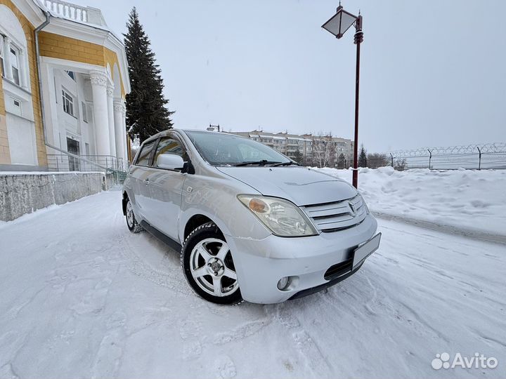 Toyota Ist 1.3 AT, 2002, 252 430 км