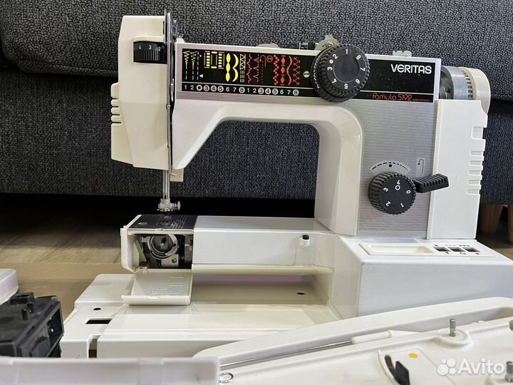 Швейная машина Veritas Famula 5192