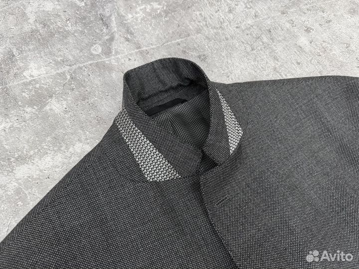 Пиджак Hugo Boss оригинал шерсть Made in Bulgary