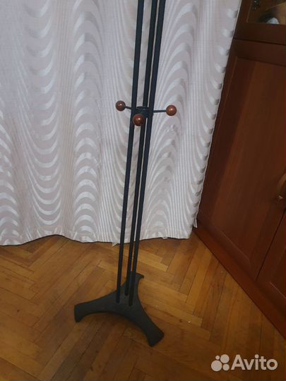 Вешалка напольная