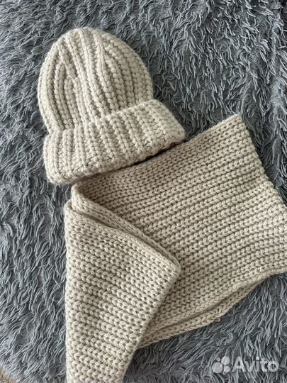 Шапка женская с шарфом