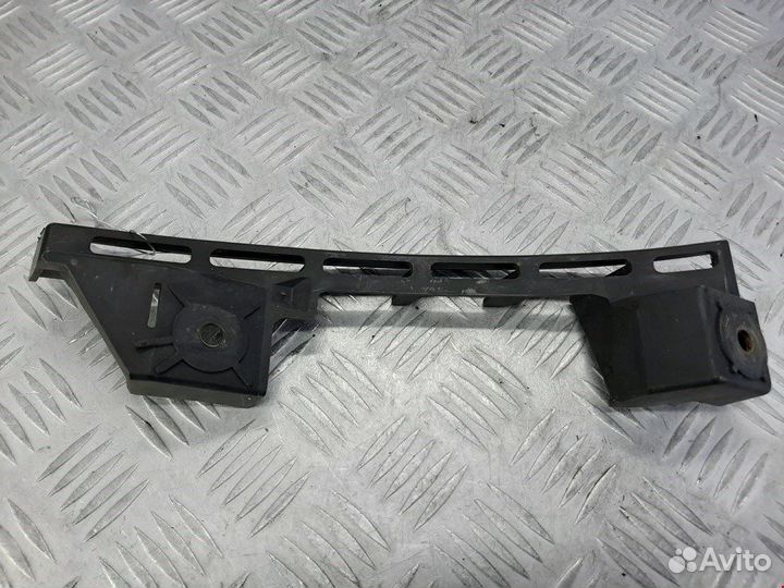 Кронштейн для Volkswagen Caddy 3